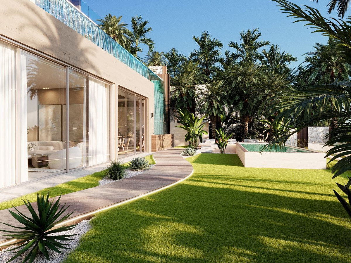 Se vende Villa - Chalet de 5 dormitorios en Costa Del Sol, Málaga, España