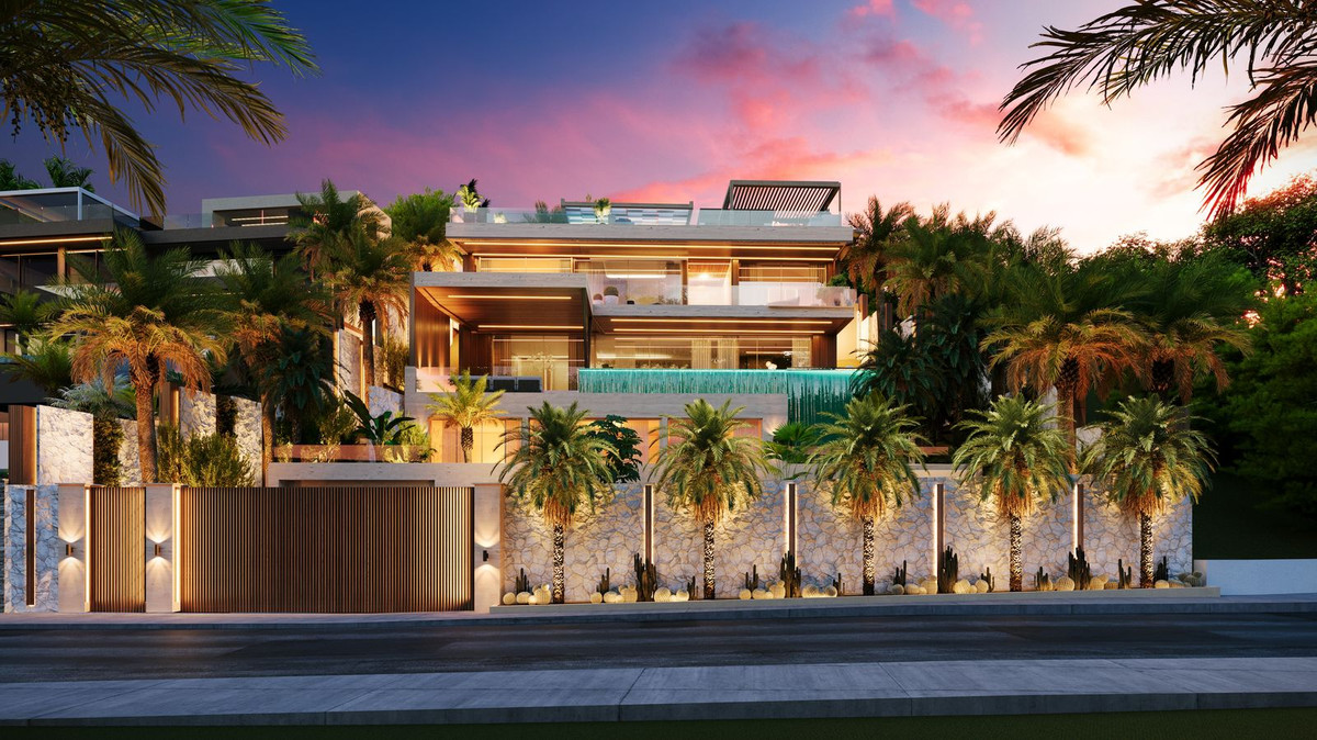 Se vende Villa - Chalet de 5 dormitorios en Costa Del Sol, Málaga, España