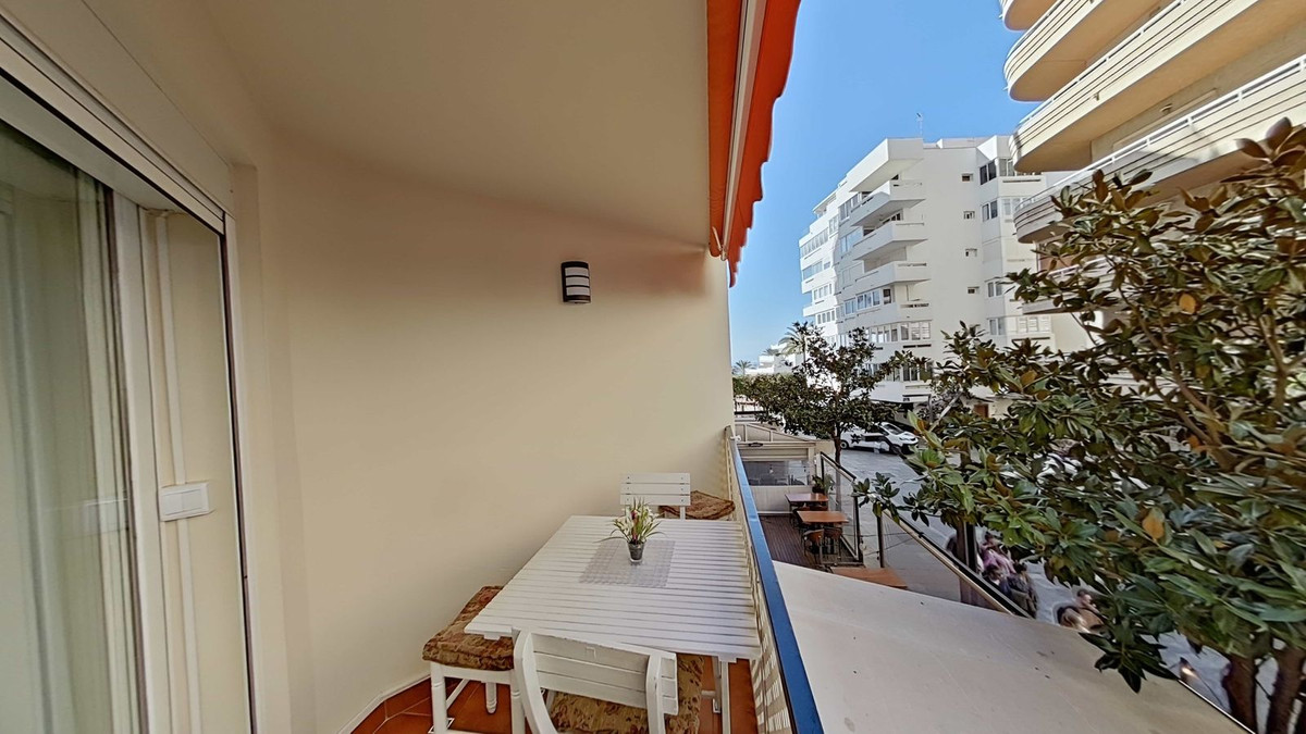 2 Bed Apartment for sale in Marbella Costa Del Sol, Málaga, Spain