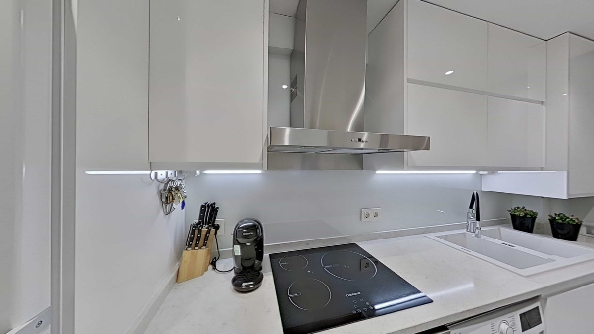 2 Bed Apartment for sale in Marbella Costa Del Sol, Málaga, Spain