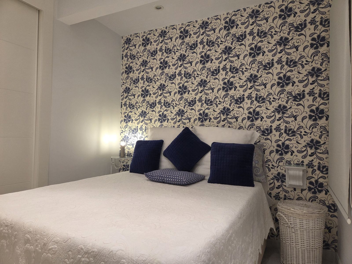 2 Bed Apartment for sale in Marbella Costa Del Sol, Málaga, Spain