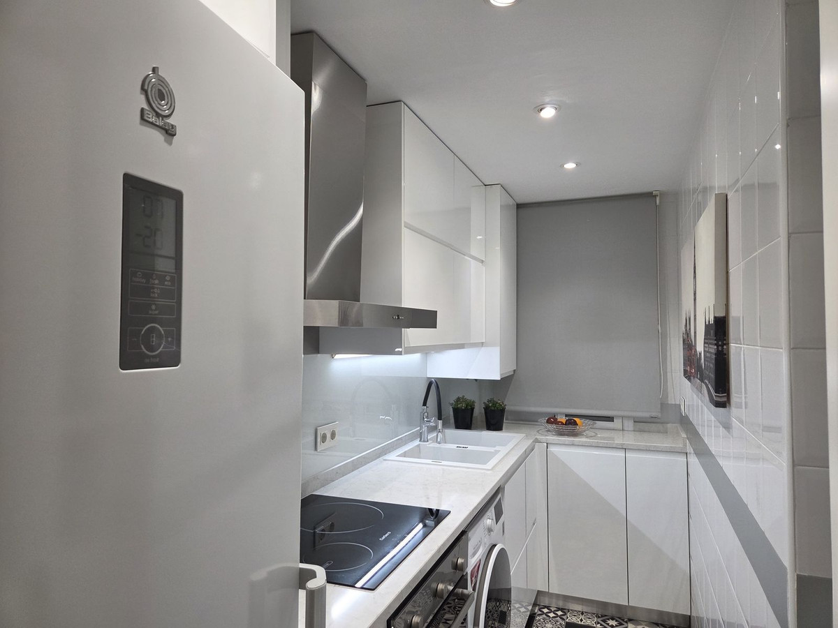 2 Bed Apartment for sale in Marbella Costa Del Sol, Málaga, Spain