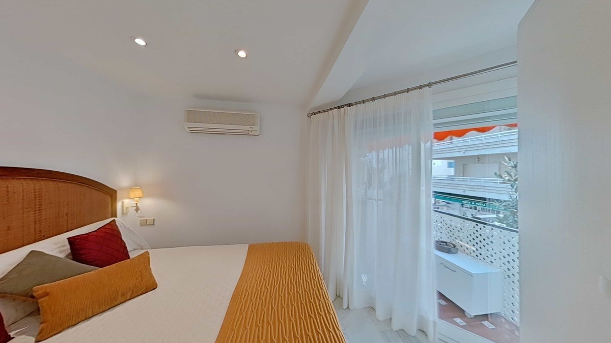 2 Bed Apartment for sale in Marbella Costa Del Sol, Málaga, Spain