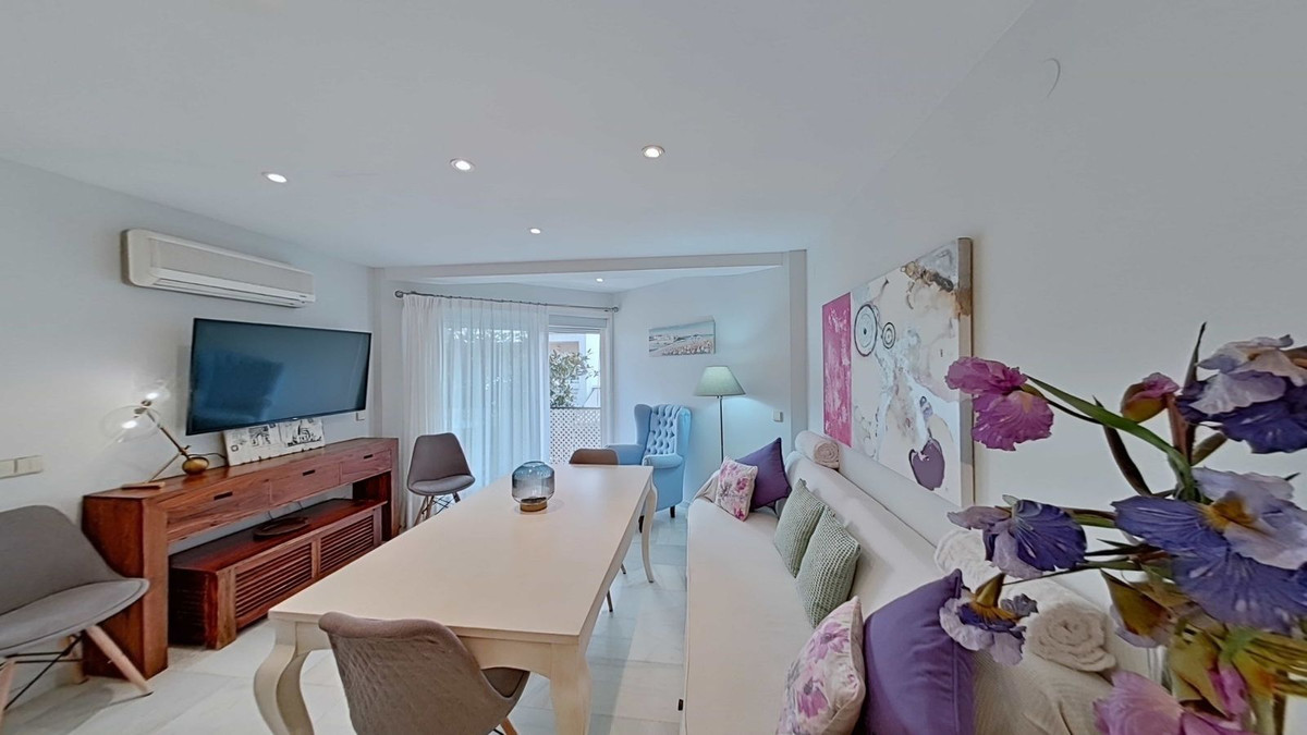2 Bed Apartment for sale in Marbella Costa Del Sol, Málaga, Spain