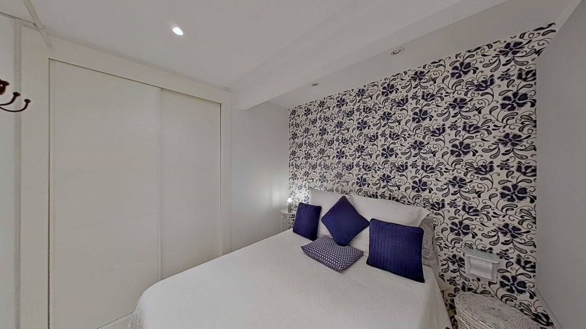 2 Bed Apartment for sale in Marbella Costa Del Sol, Málaga, Spain