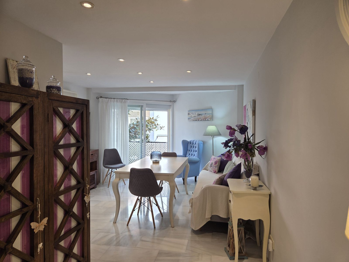 2 Bed Apartment for sale in Marbella Costa Del Sol, Málaga, Spain