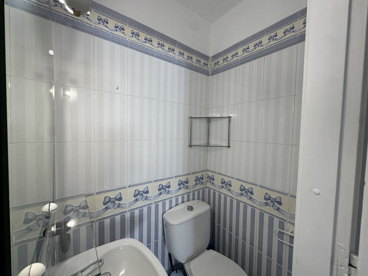 Se vende Adosada de 7 dormitorios en Costa Del Sol, Málaga, España