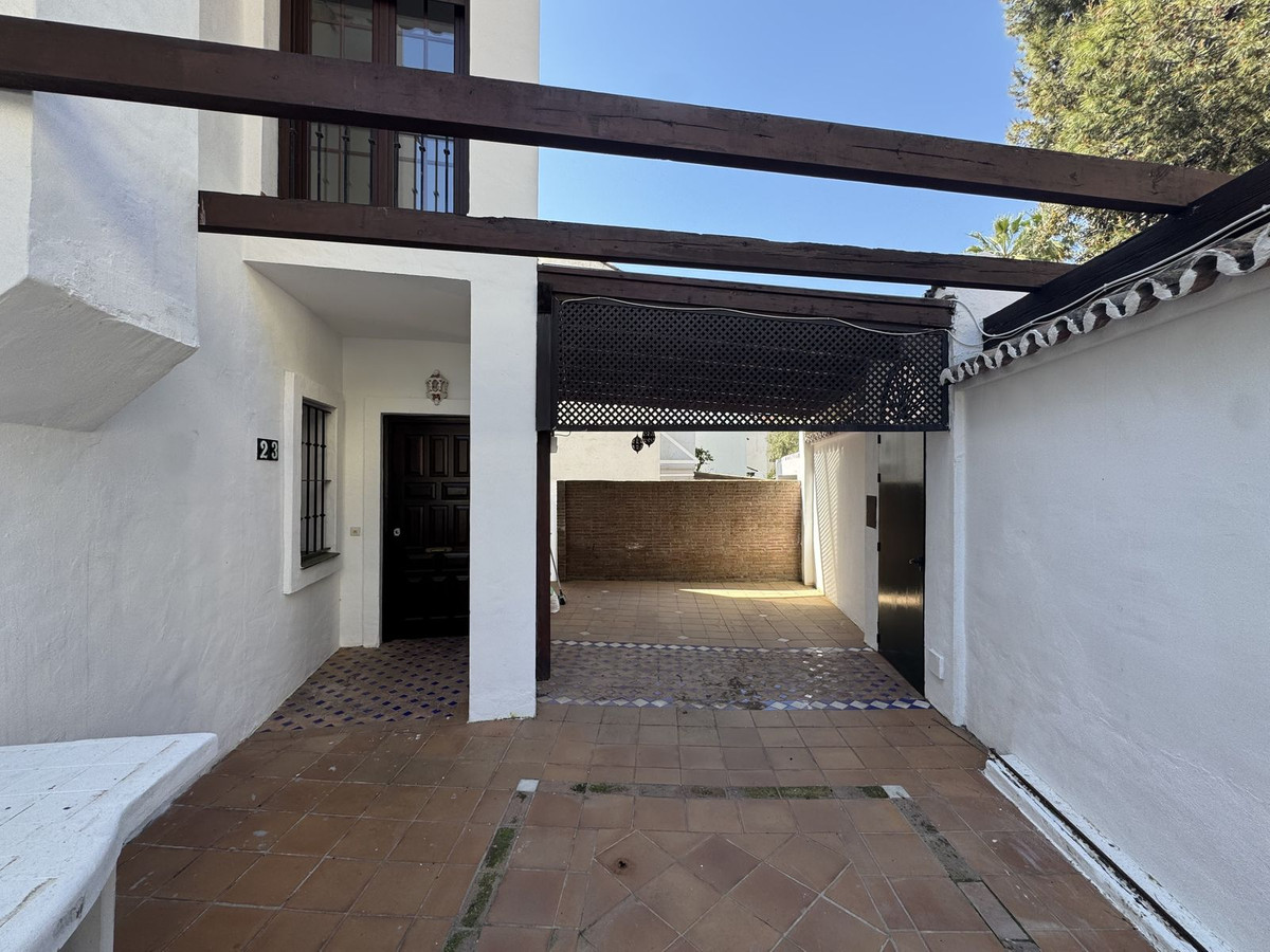 Se vende Adosada de 7 dormitorios en Costa Del Sol, Málaga, España