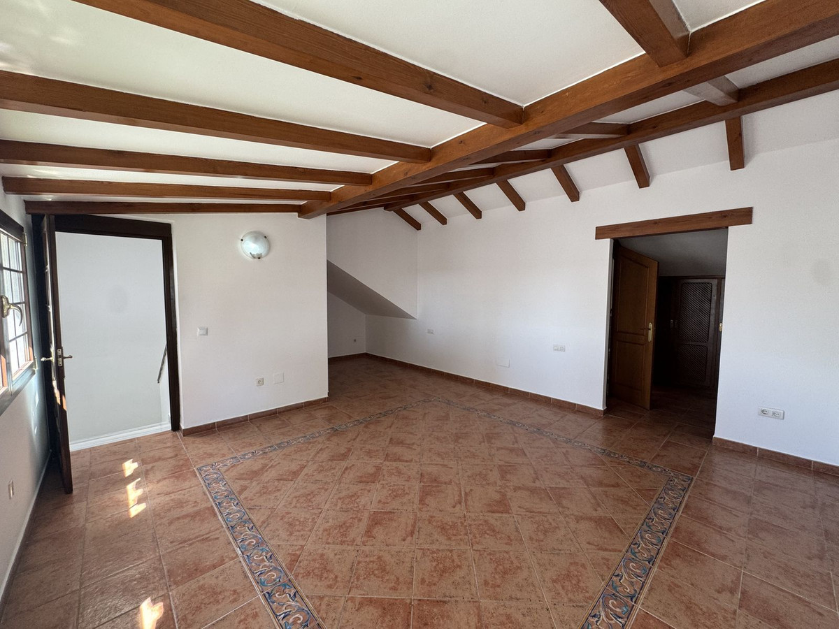 Se vende Adosada de 7 dormitorios en Costa Del Sol, Málaga, España
