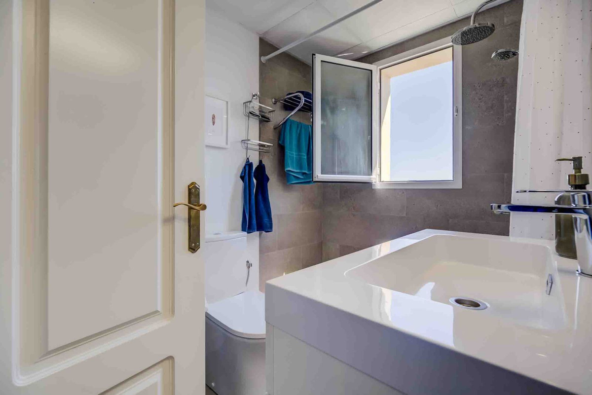 3 Bed Apartment for sale in Mijas Costa Del Sol, Málaga, Spain