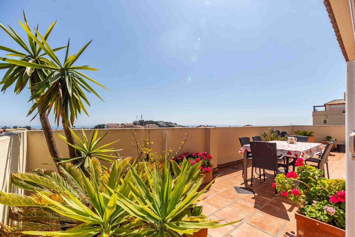 3 Bed Apartment for sale in Mijas Costa Del Sol, Málaga, Spain