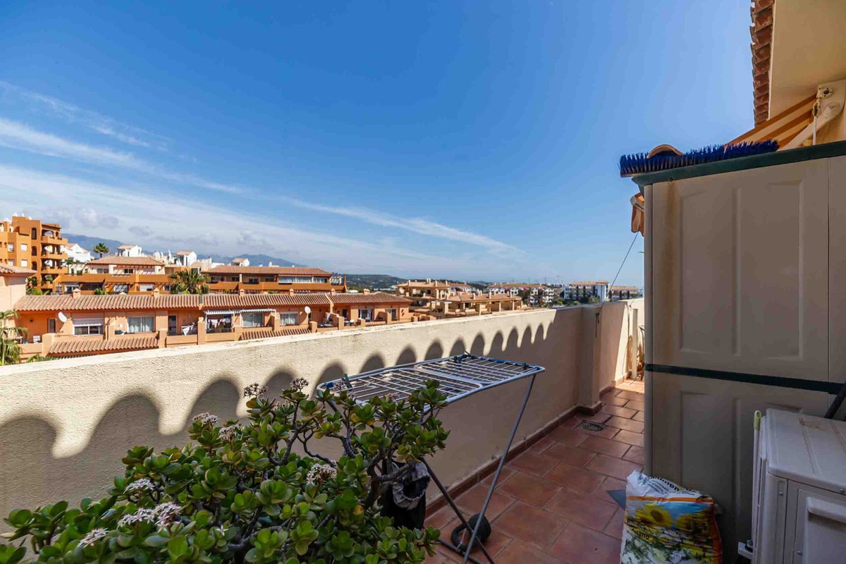 3 Bed Apartment for sale in Mijas Costa Del Sol, Málaga, Spain