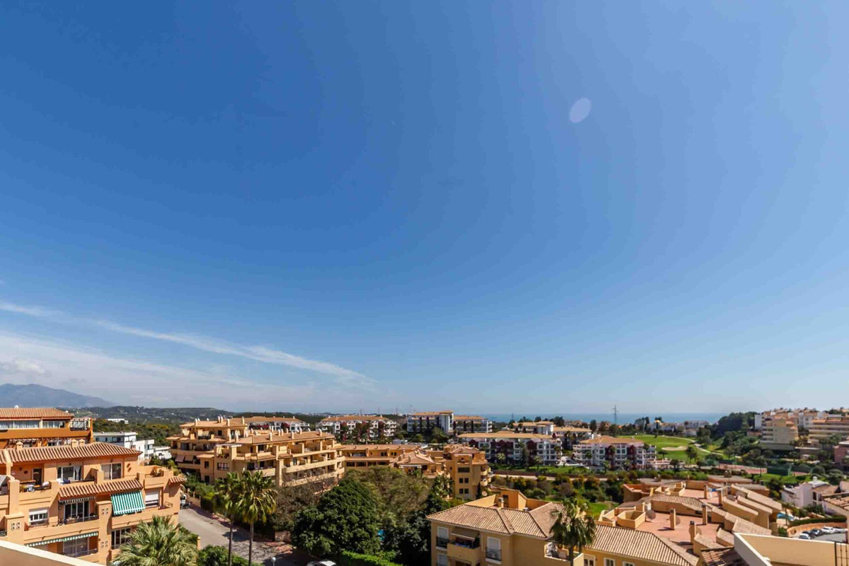 3 Bed Apartment for sale in Mijas Costa Del Sol, Málaga, Spain