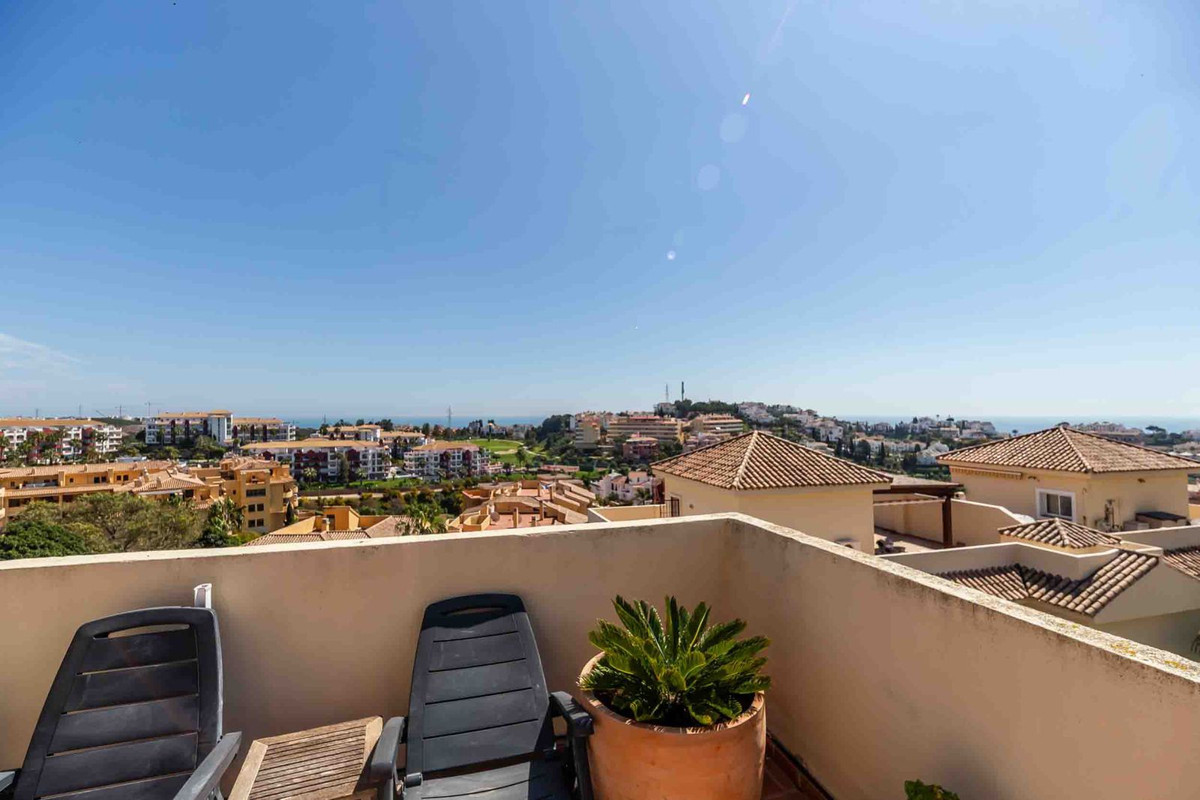 3 Bed Apartment for sale in Mijas Costa Del Sol, Málaga, Spain