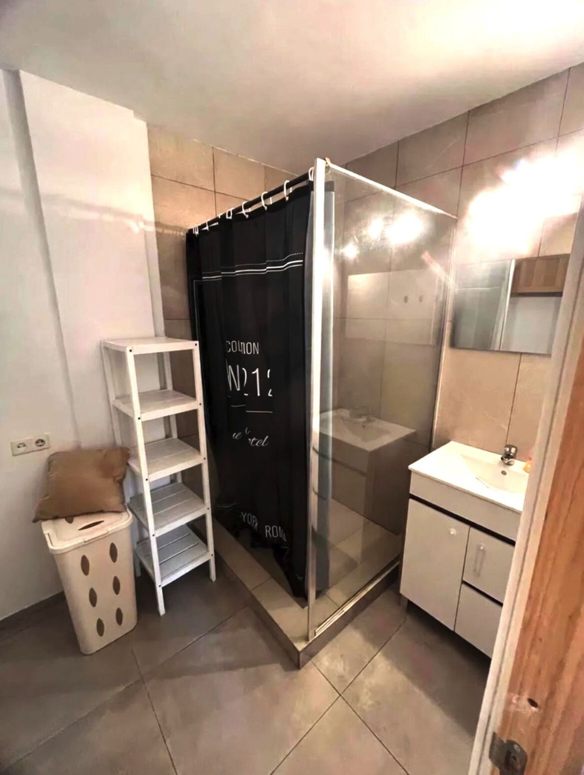 1 Bed Apartment for sale in Estepona Costa Del Sol, Málaga, Spain
