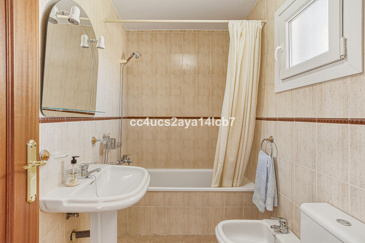 2 Bed Apartment for sale in Riviera Del Sol Costa Del Sol, Málaga, Spain
