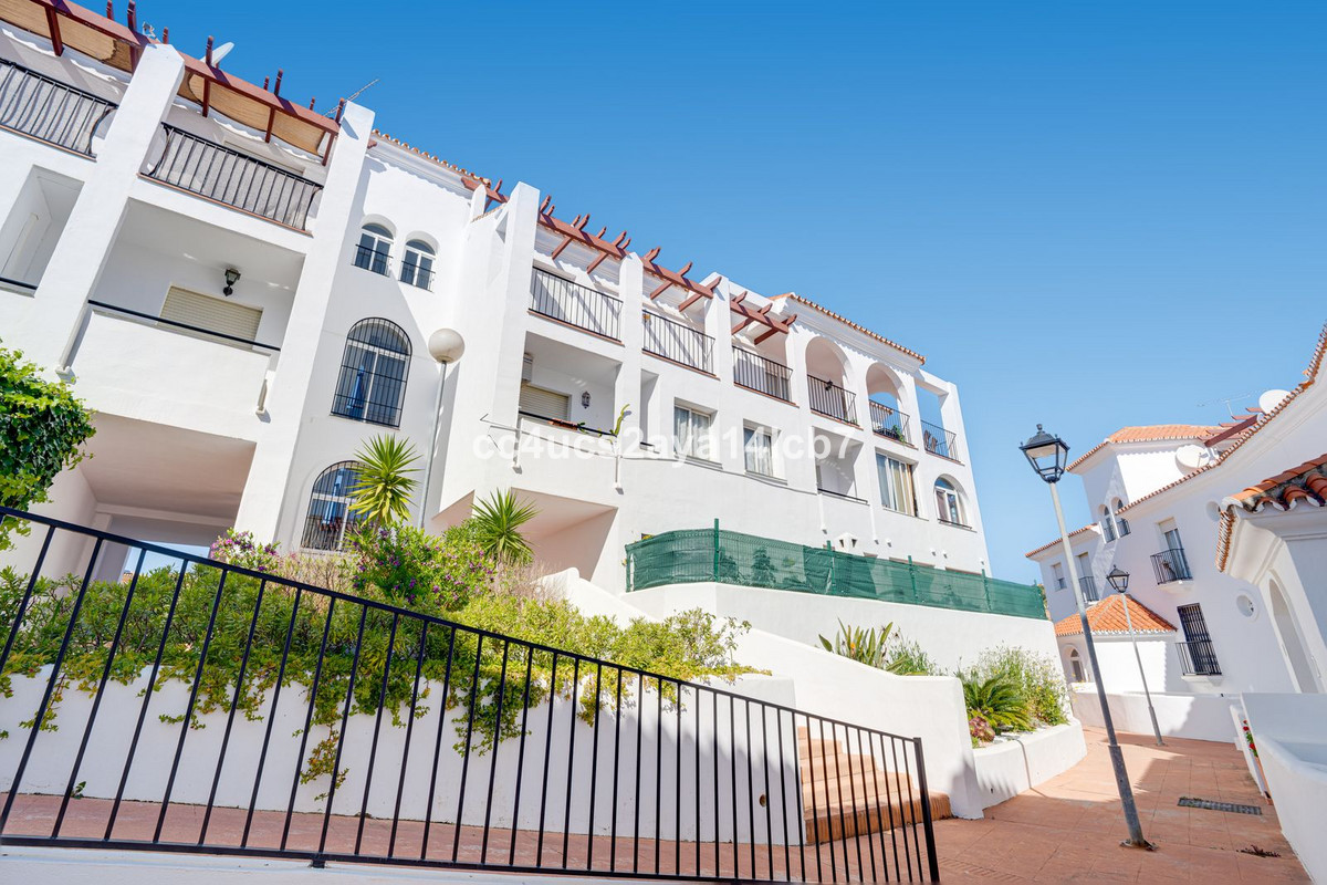 2 Bed Apartment for sale in Riviera Del Sol Costa Del Sol, Málaga, Spain