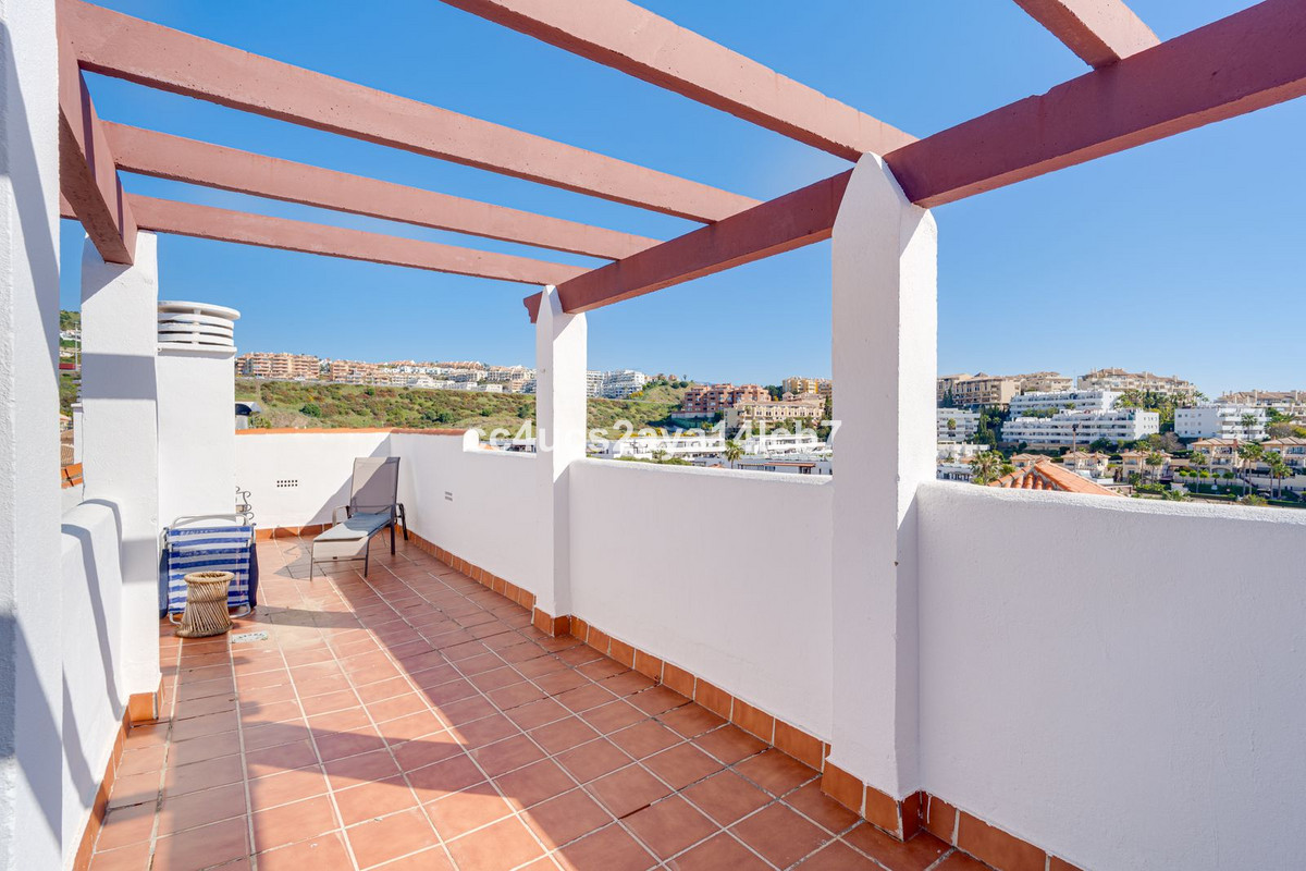 2 Bed Apartment for sale in Riviera Del Sol Costa Del Sol, Málaga, Spain