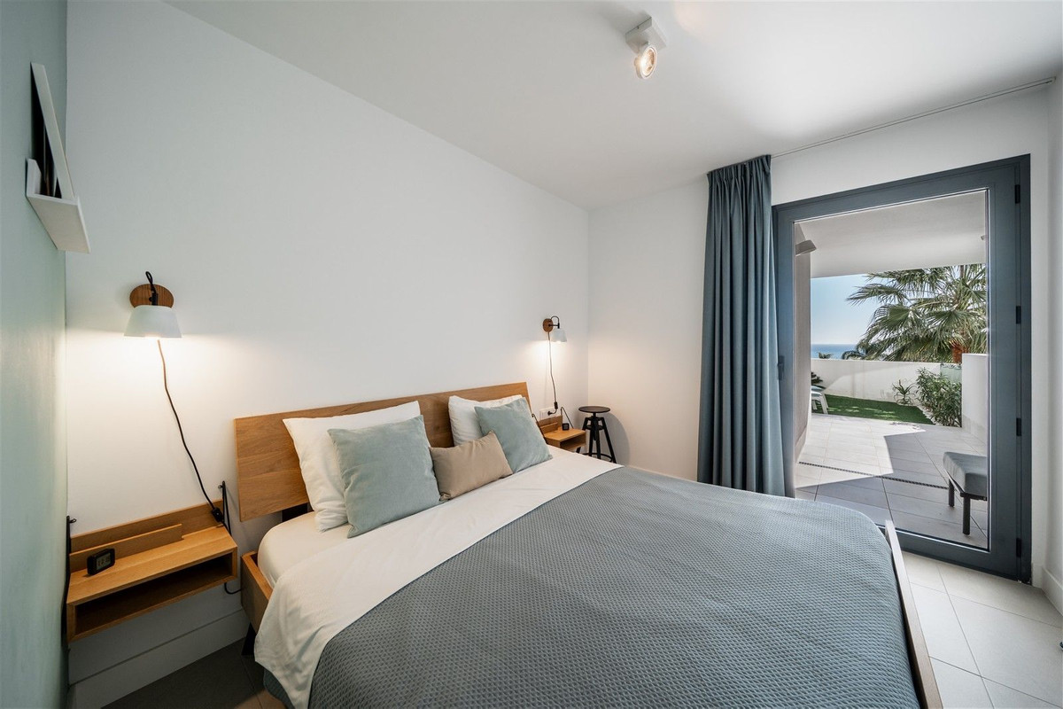 2 Bed Apartment for sale in Manilva Costa Del Sol, Málaga, Spain