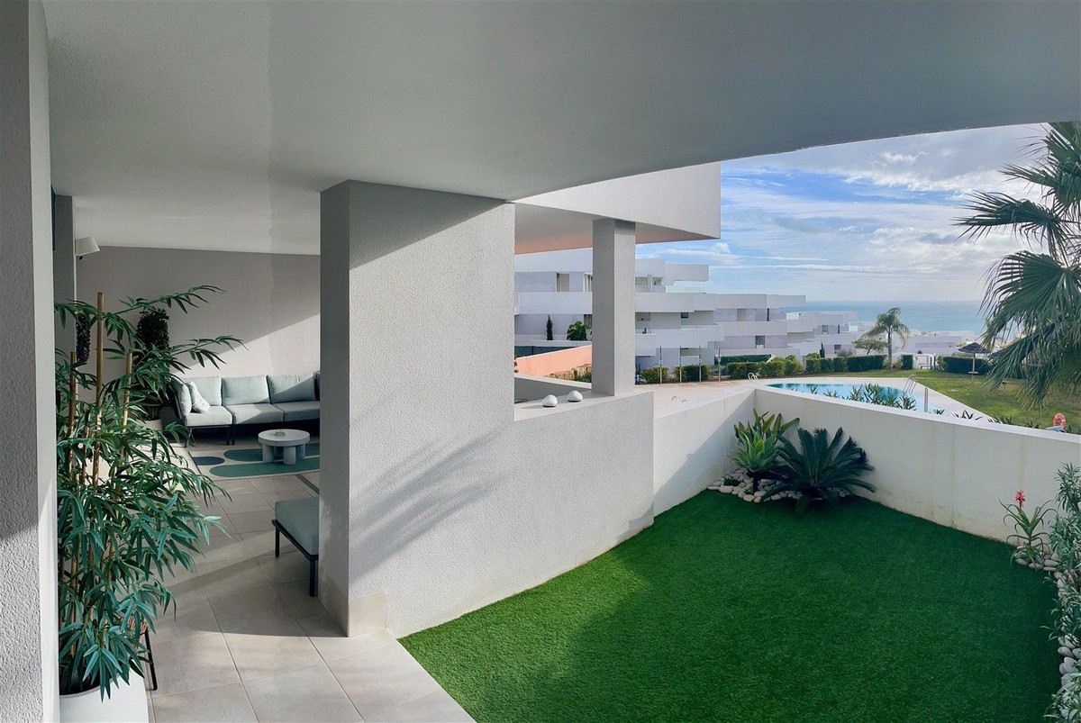 2 Bed Apartment for sale in Manilva Costa Del Sol, Málaga, Spain