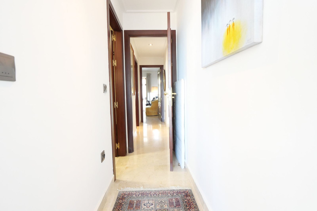 2 Bed Apartment for sale in La Mairena Costa Del Sol, Málaga, Spain