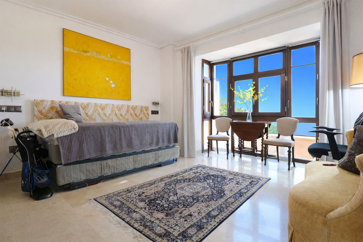 2 Bed Apartment for sale in La Mairena Costa Del Sol, Málaga, Spain