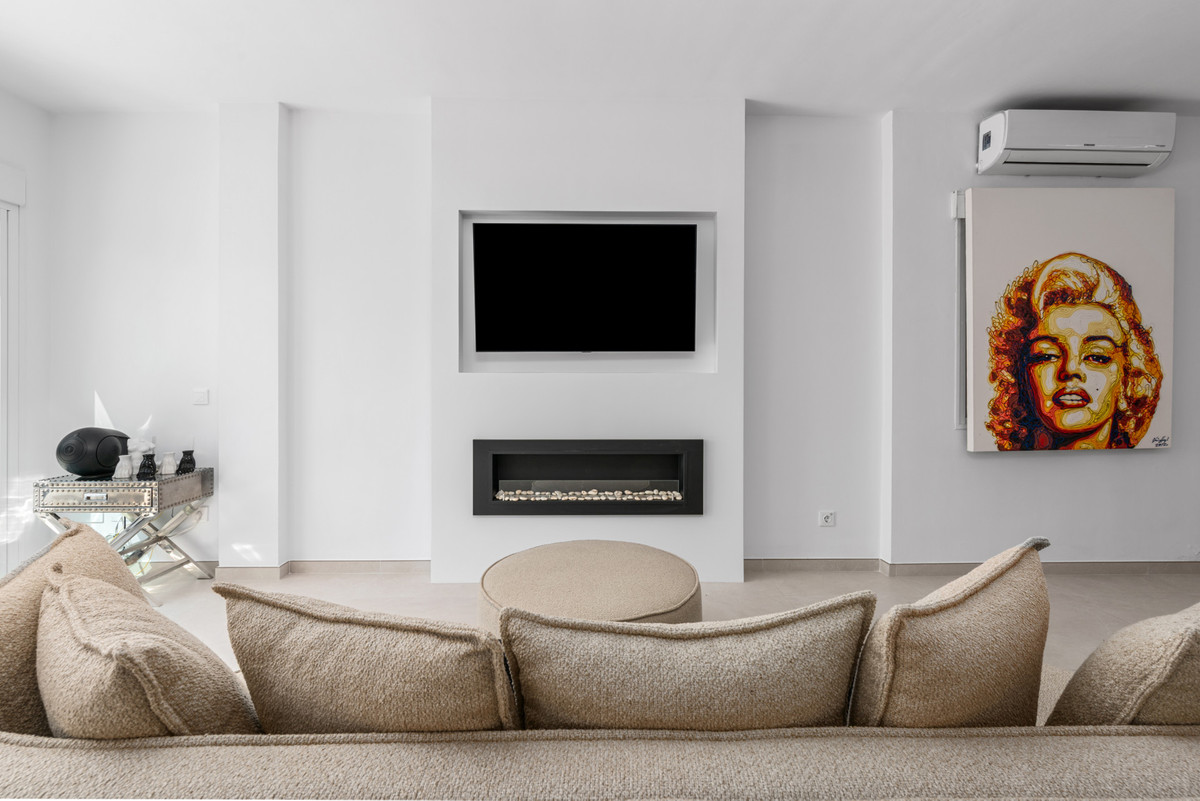 4 Bed Townhouse for sale in Bel Air Costa Del Sol, Málaga, Spain