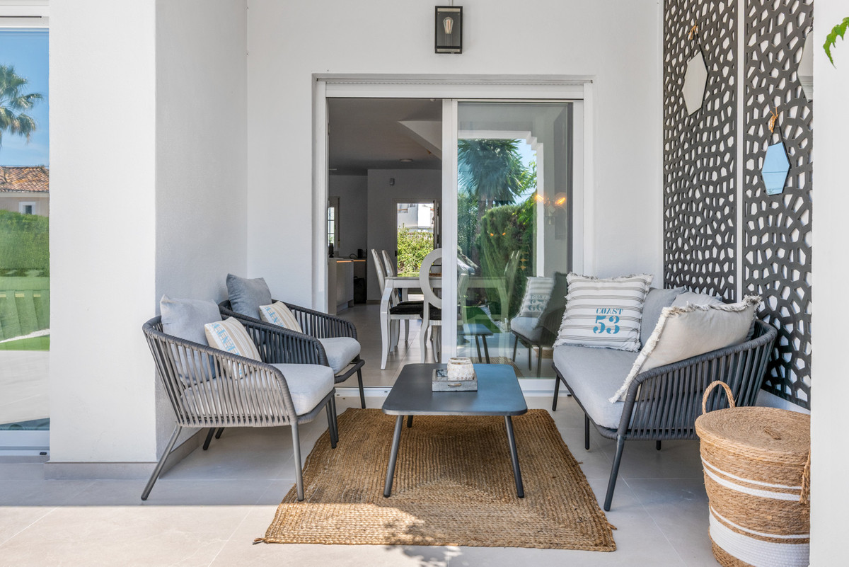4 Bed Townhouse for sale in Bel Air Costa Del Sol, Málaga, Spain