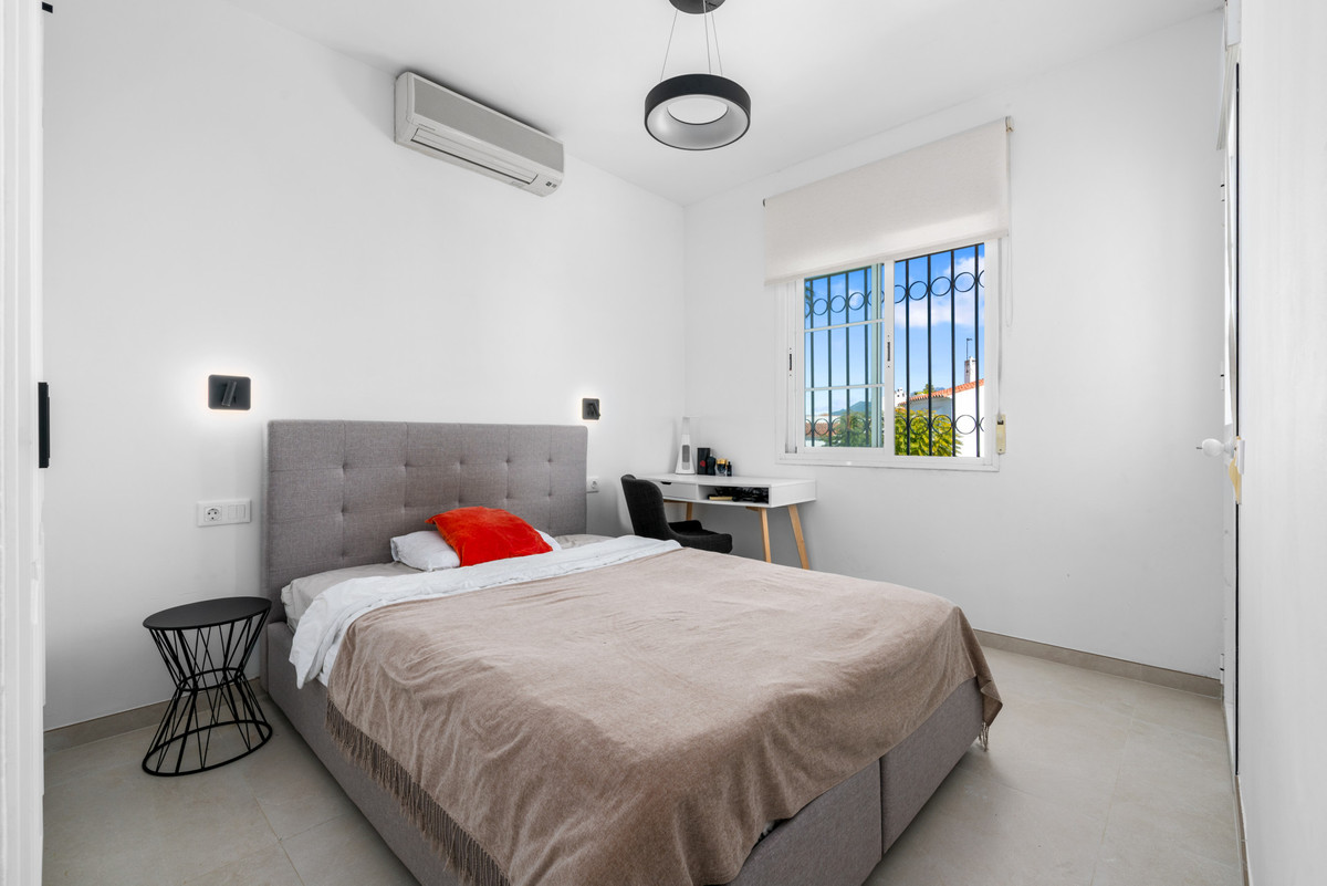 4 Bed Townhouse for sale in Bel Air Costa Del Sol, Málaga, Spain