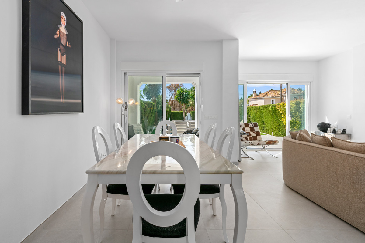 4 Bed Townhouse for sale in Bel Air Costa Del Sol, Málaga, Spain