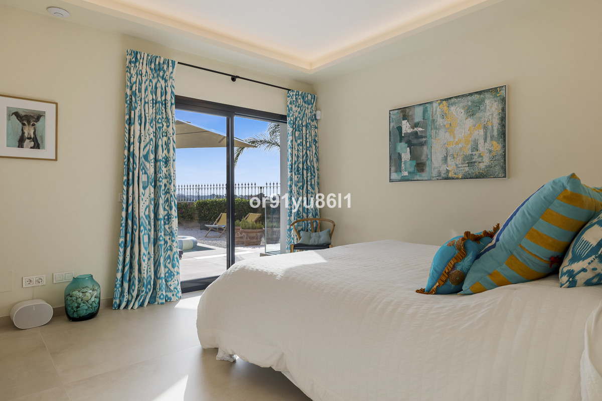 Se vende Villa - Chalet de 4 dormitorios en Costa Del Sol, Málaga, España