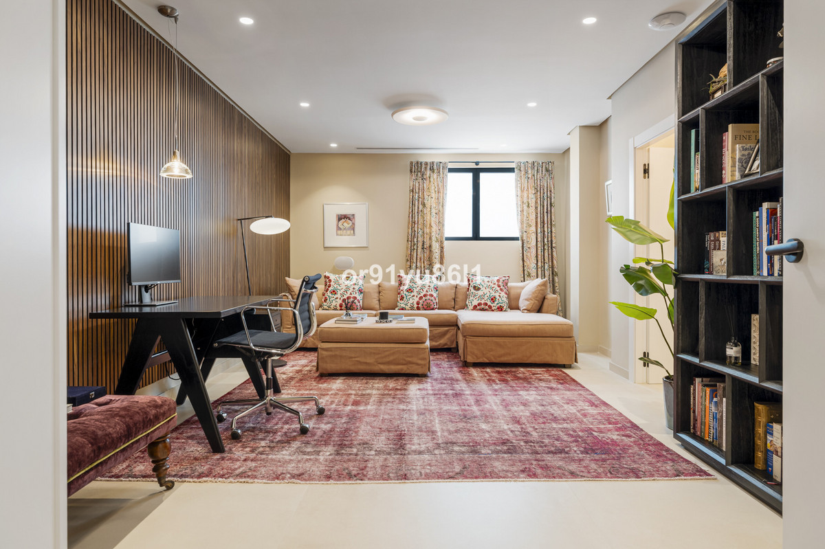Se vende Villa - Chalet de 4 dormitorios en Costa Del Sol, Málaga, España