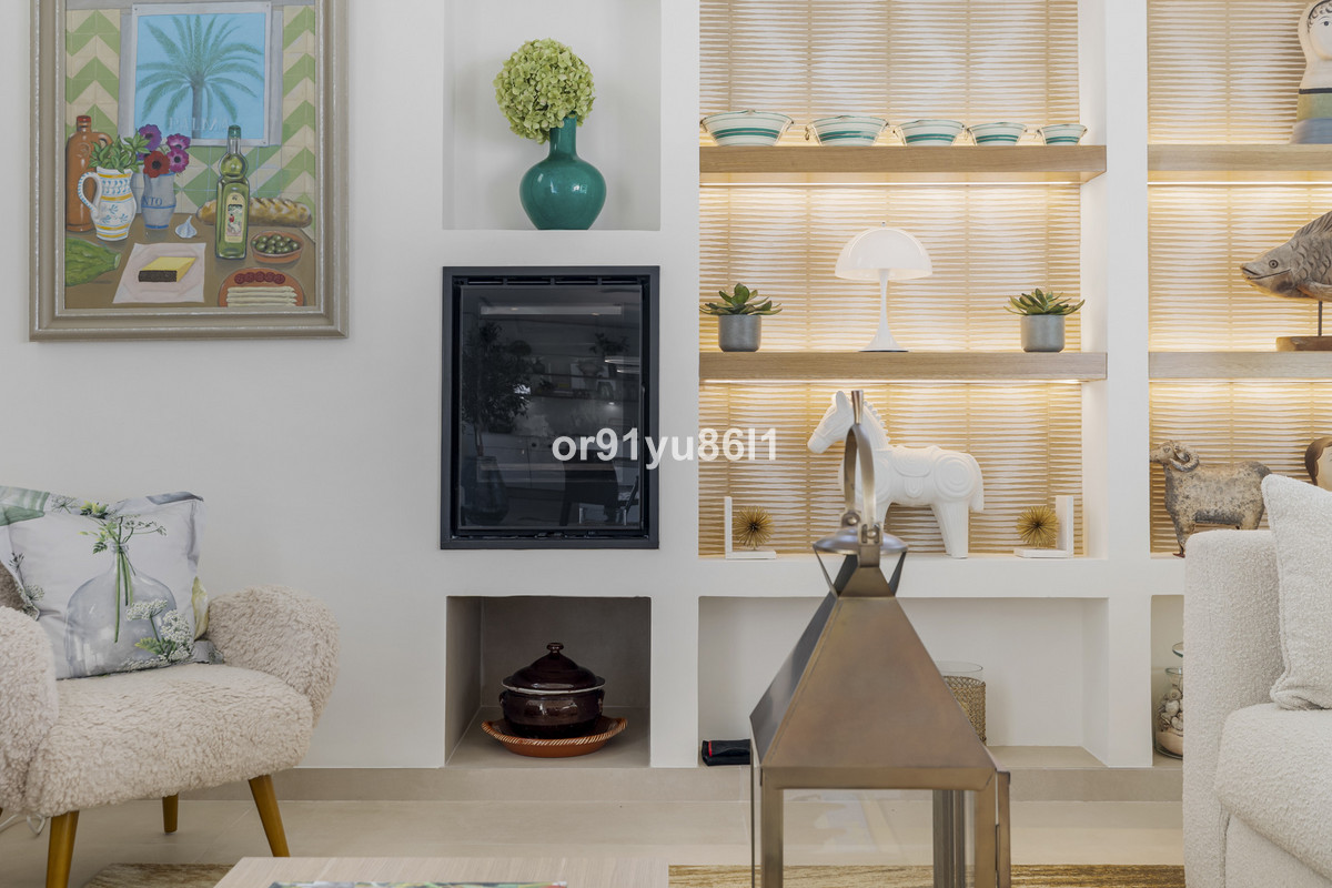 Se vende Villa - Chalet de 4 dormitorios en Costa Del Sol, Málaga, España