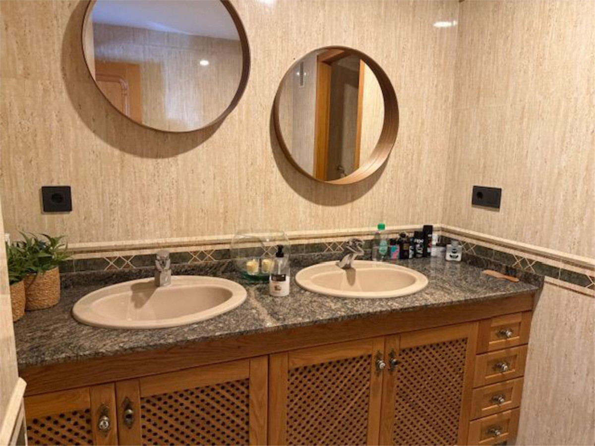 3 Bed Townhouse for sale in Calahonda Costa Del Sol, Málaga, Spain