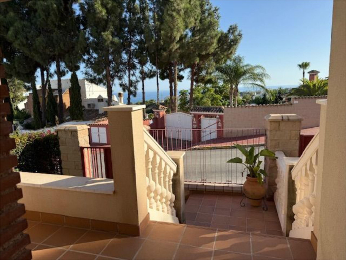 3 Bed Townhouse for sale in Calahonda Costa Del Sol, Málaga, Spain