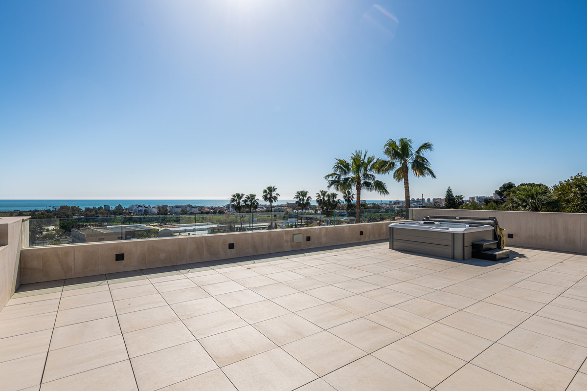 5 Bed Townhouse for sale in Málaga Centro Costa Del Sol, Málaga, Spain