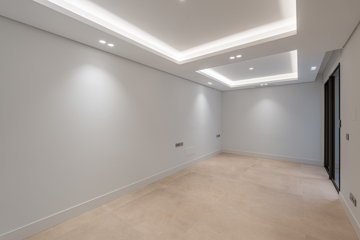 5 Bed Townhouse for sale in Málaga Centro Costa Del Sol, Málaga, Spain