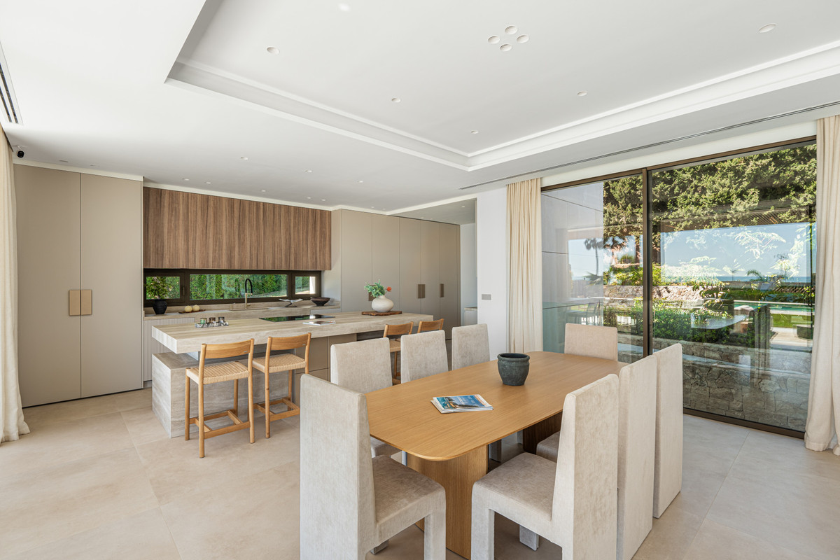 5 Bed Townhouse for sale in Málaga Centro Costa Del Sol, Málaga, Spain