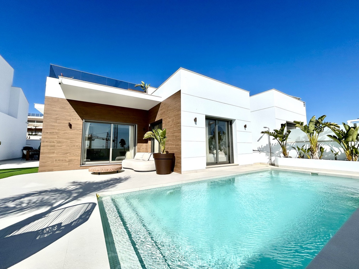 4 Bed Townhouse for sale in San Miguel De Salinas Costa Blanca, Alicante, Spain