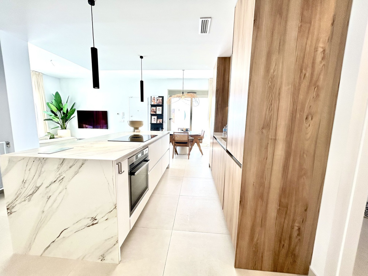 Se vende Villa - Chalet de 4 dormitorios en Costa Blanca, Alicante, España