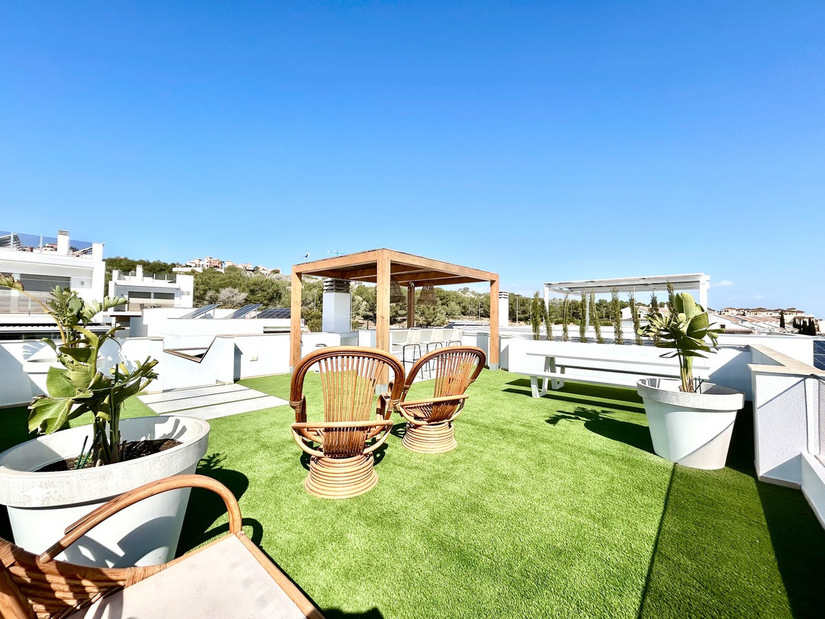 Se vende Villa - Chalet de 4 dormitorios en Costa Blanca, Alicante, España