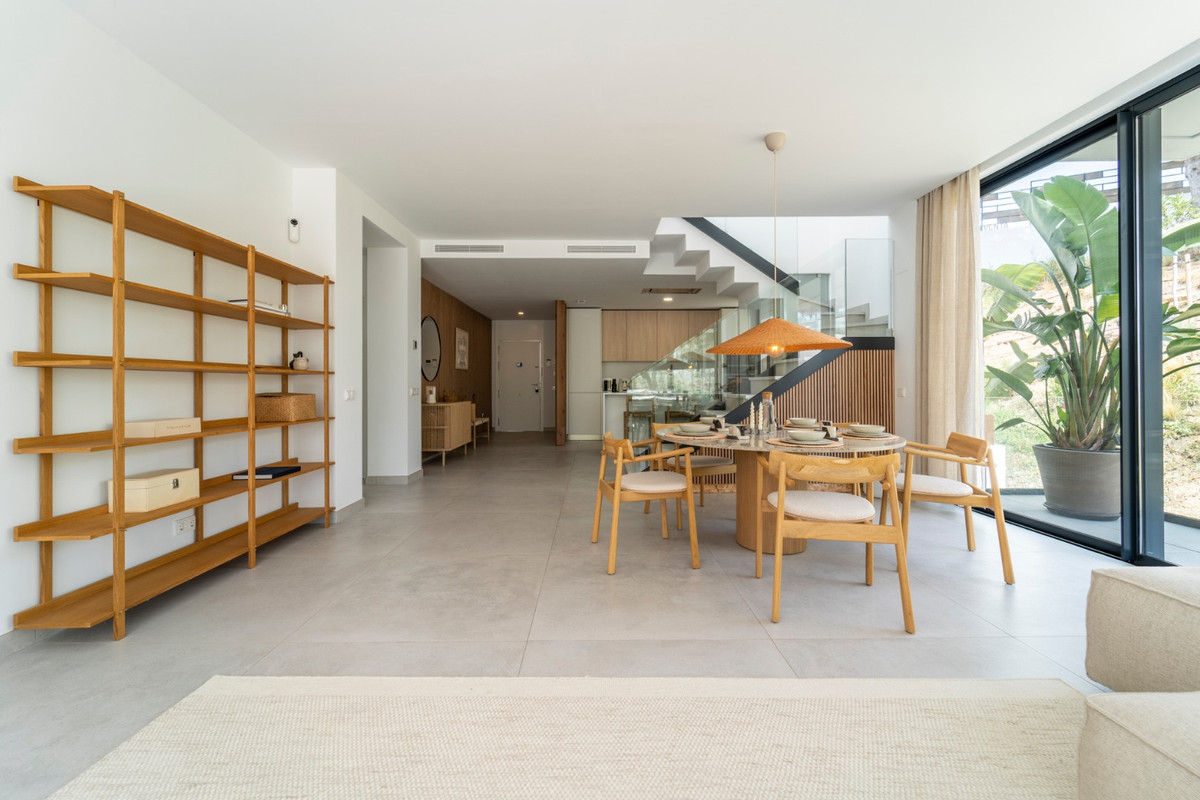 3 Bed Apartment for sale in Marbella Costa Del Sol, Málaga, Spain