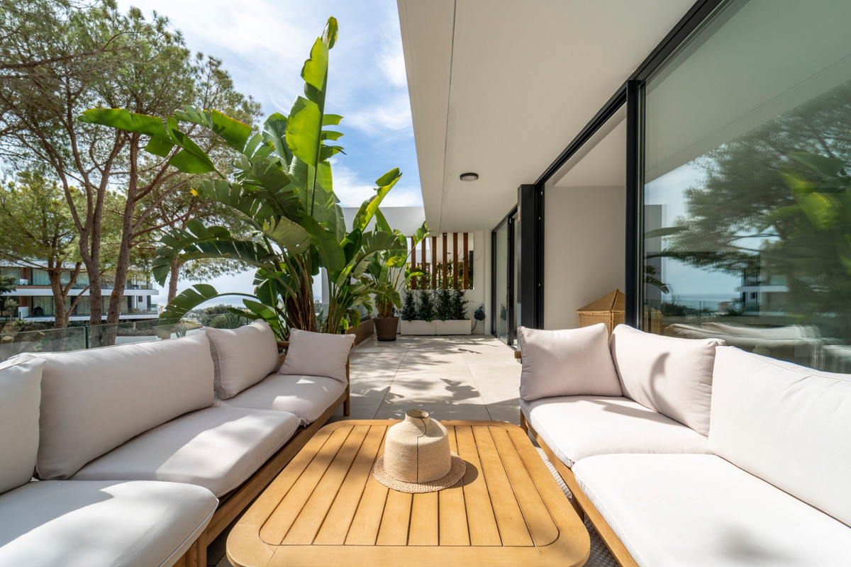 3 Bed Apartment for sale in Marbella Costa Del Sol, Málaga, Spain