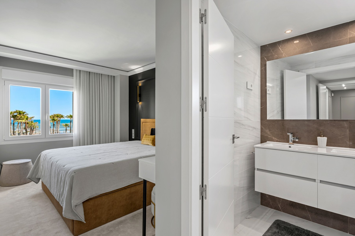 3 Bed Apartment for sale in Punta Prima Costa Blanca, Alicante, Spain