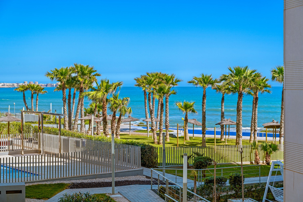 3 Bed Apartment for sale in Punta Prima Costa Blanca, Alicante, Spain