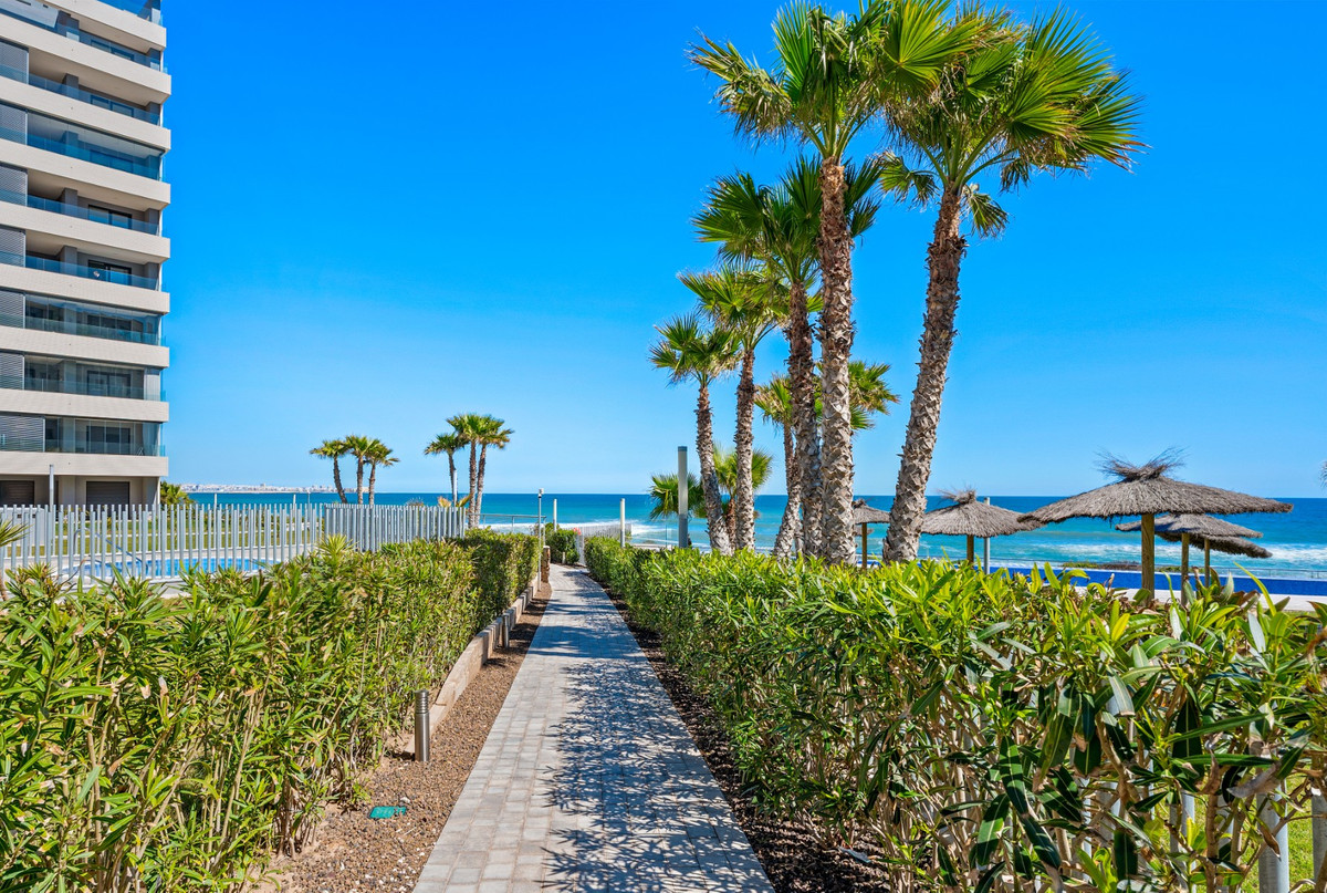 3 Bed Apartment for sale in Punta Prima Costa Blanca, Alicante, Spain