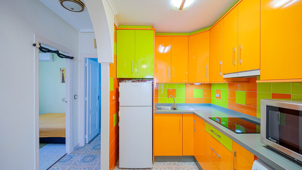 Se vende Apartamento Planta Baja de 2 dormitorios en Costa Blanca, Alicante, España