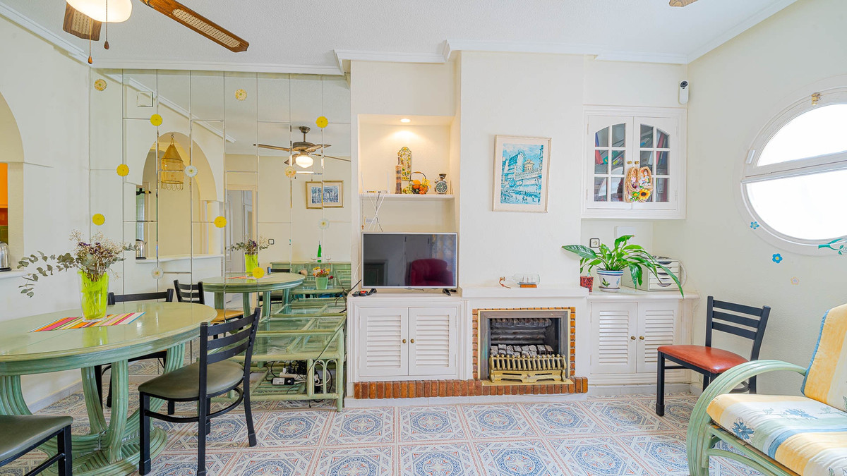 Se vende Apartamento Planta Baja de 2 dormitorios en Costa Blanca, Alicante, España