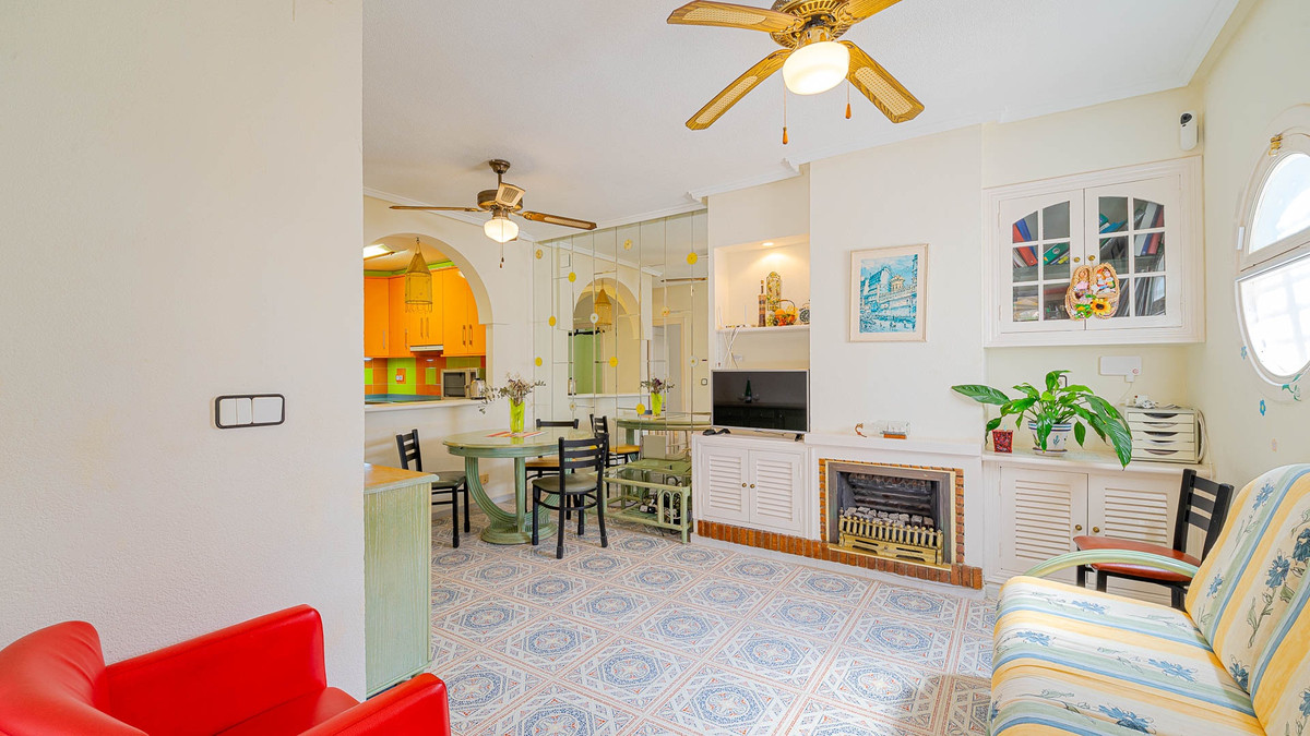 Se vende Apartamento Planta Baja de 2 dormitorios en Costa Blanca, Alicante, España