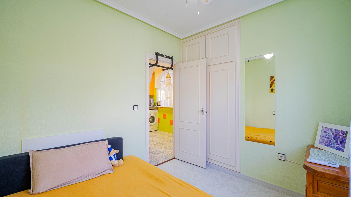 Se vende Apartamento Planta Baja de 2 dormitorios en Costa Blanca, Alicante, España